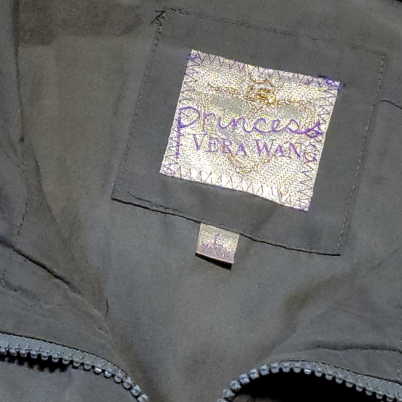 Princess Vera Wang Vest - Picture 3 of 3